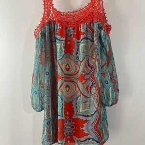 Speeckless Cold Shoulder Top